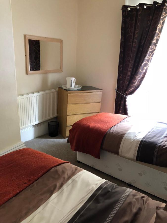 Wellington Tavern Accommodation Dewsbury Ngoại thất bức ảnh