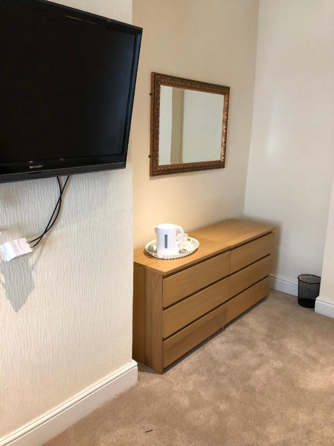 Wellington Tavern Accommodation Dewsbury Ngoại thất bức ảnh